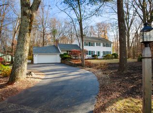 108 W Mountain Rd, West Simsbury, CT 06092