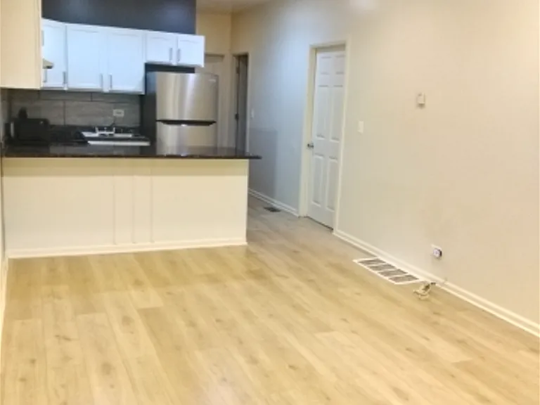 11532 S Yale Ave — Photo 3