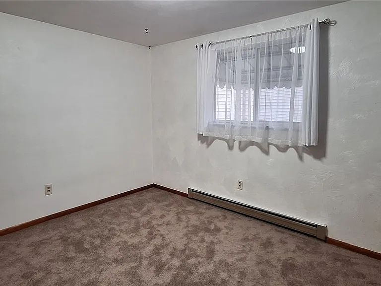 5124 Carnegie St — Photo 32