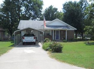 809 W McIlroy St, Ozark, AR 72949