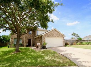 1302 Emilee Ct, Rosenberg, TX 77471