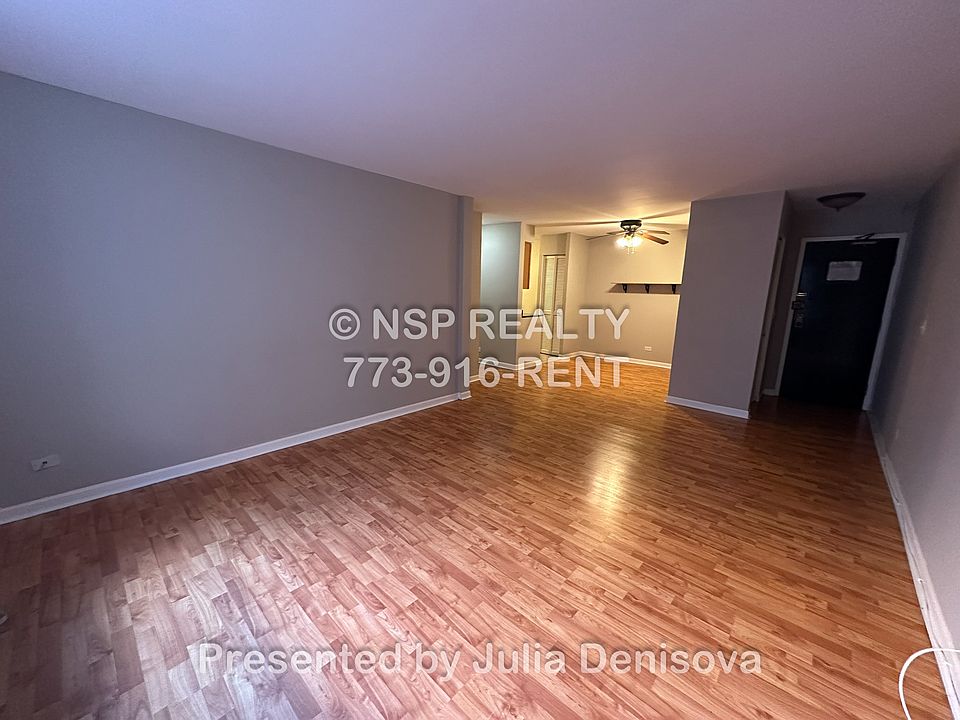 2nd image of 3825 N Pine Grove Ave #4022