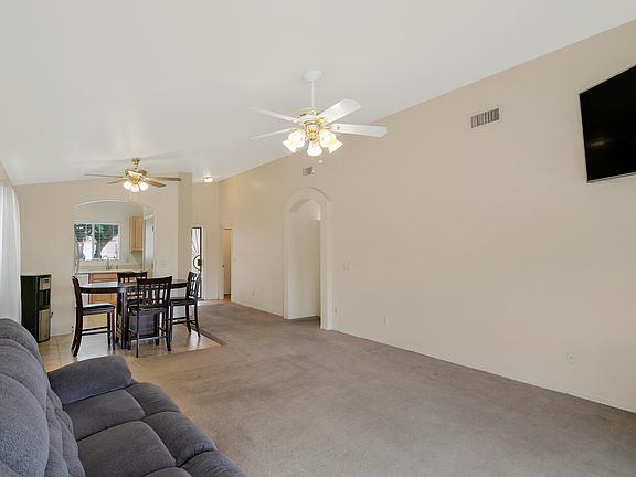 5th image of 6043 S Galiuro Dr