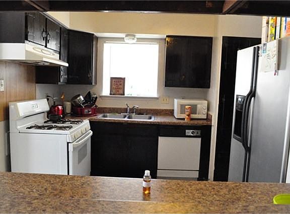 2nd image of 7931 Dawnridge Dr