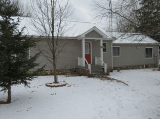 4120 Five Lakes Rd, North Branch, MI 48461