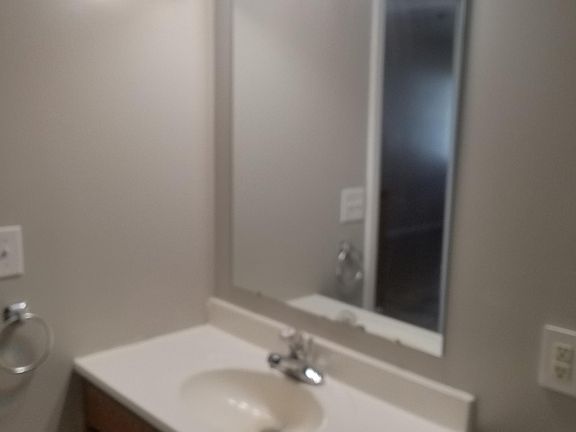 3rd image of 927 Cascade St Floor 1