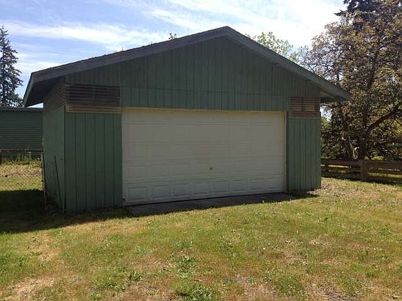2nd image of 5908 Harlow Dr