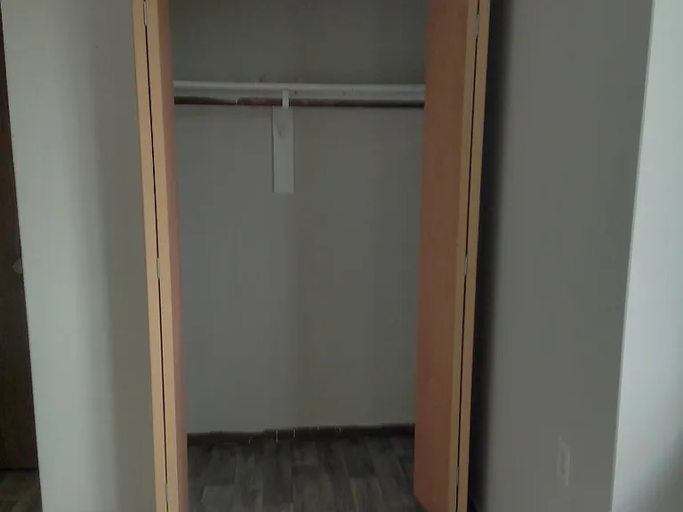 Unit Photo