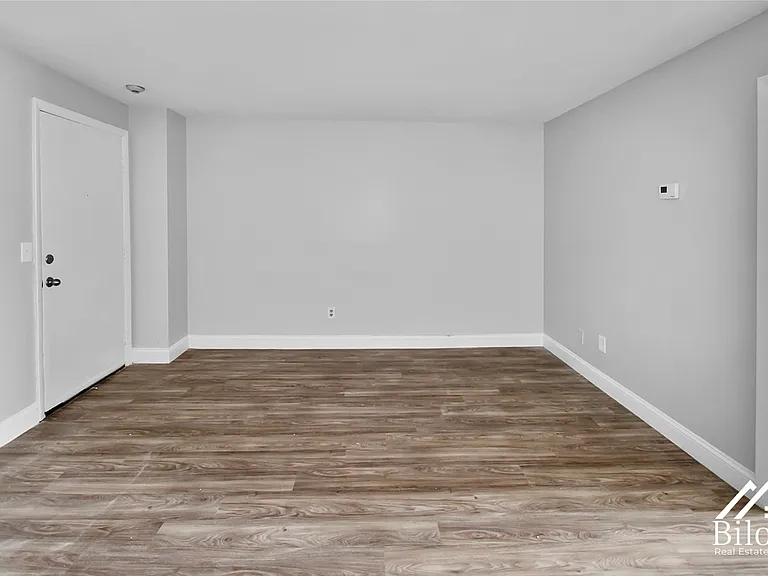 859 Pine Street — Photo 41