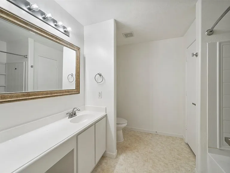 5503 Jefferson St — Photo 19