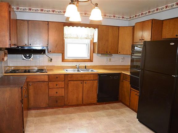 5th image of 106 Brookview Dr