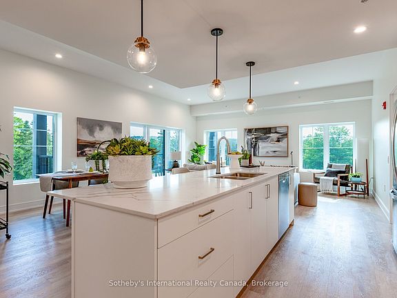 3rd image of 121 Mary St #311
