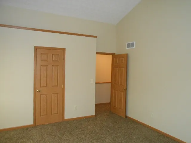 4436 Edgarton Dr — Photo 10