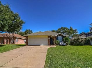 2407 Antelope Ln, College Station, TX 77845