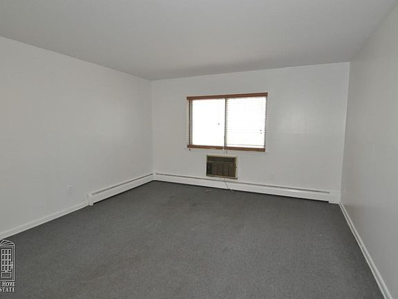 4th image of 4603 66th St #1