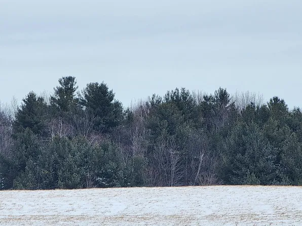512-21 1/2 St, Cumberland, WI 54829