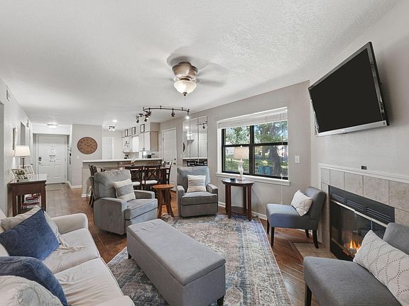 3rd image of 364 Wimbledon Drive #1