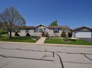 W6993 Discovery Dr, Fond Du Lac, WI 54937