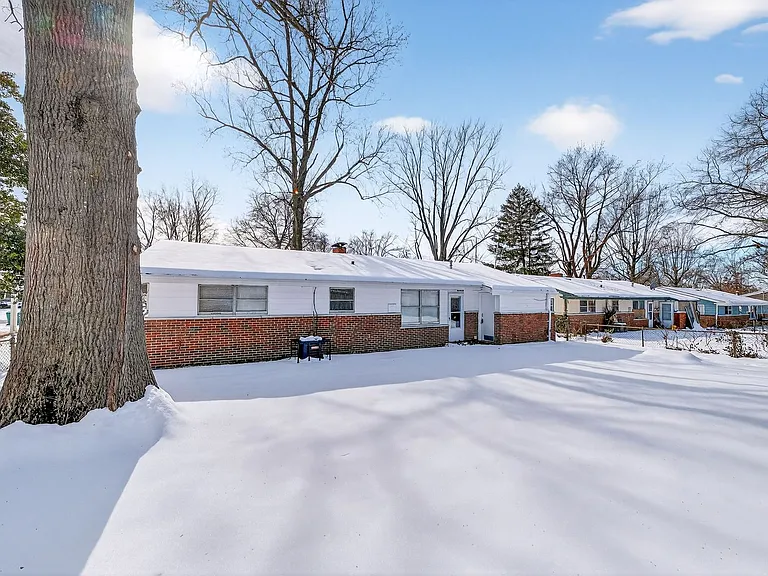 2321 Noll Dr — Photo 26