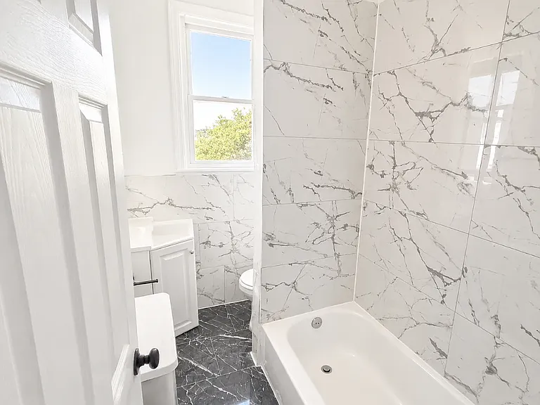 49 Norwood St #2 — Photo 3