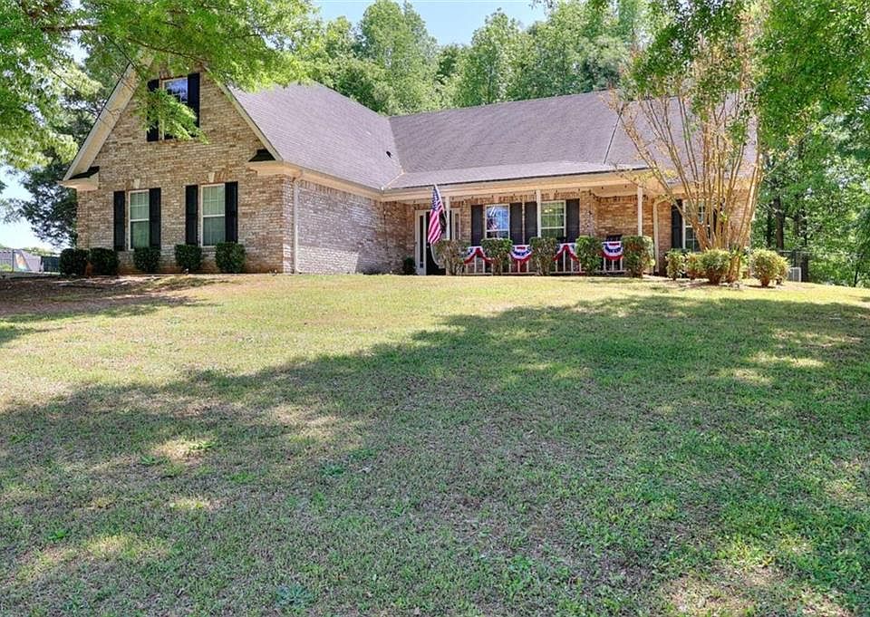 1st image of 65 Stewart Hollow Ln