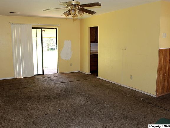 5th image of 6307 Sheri Dr NW