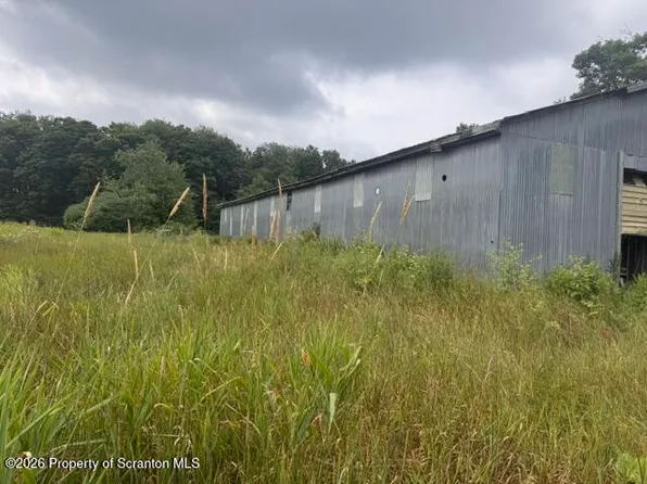 768 McCollum Rd, Montrose, PA 18801