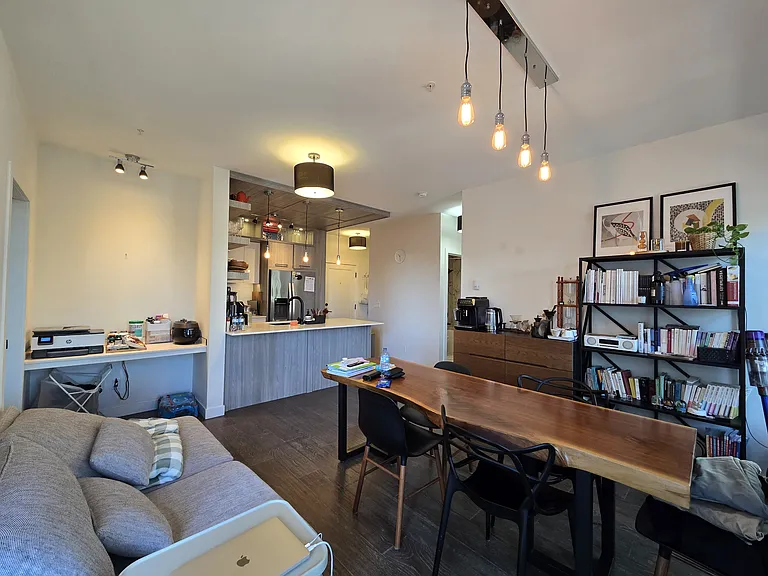2702 17th Ave SW #313 — Photo 7
