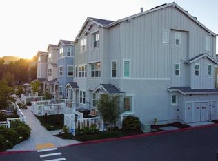 2 Orta Way, Novato, CA 94945