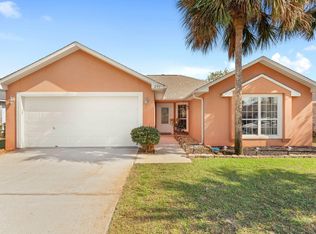 293 Tecumseh Ln, Mary Esther, FL 32569