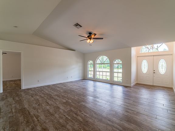 3rd image of 24443 Mountain View Dr