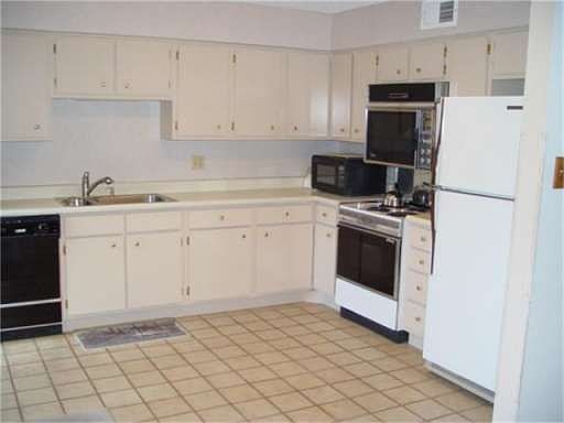 4th image of 2345 Crescent Park Dr #243