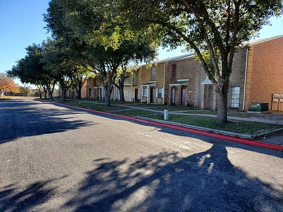 2nd image of 205 Northpointe Ave #314