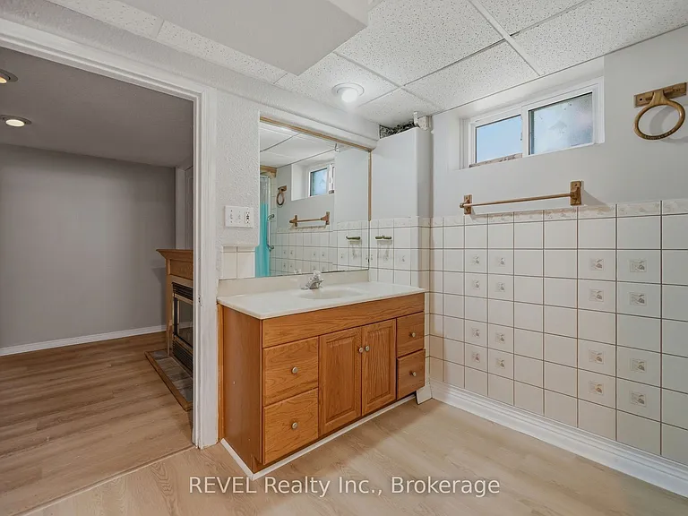 7962 Booth St — Photo 21