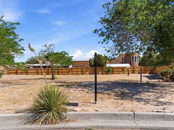 Canada Vista Pl NW, Albuquerque, NM 87120