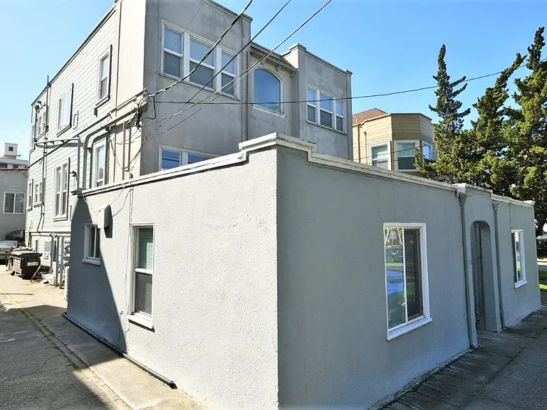 2012 Channing Way — Photo 7