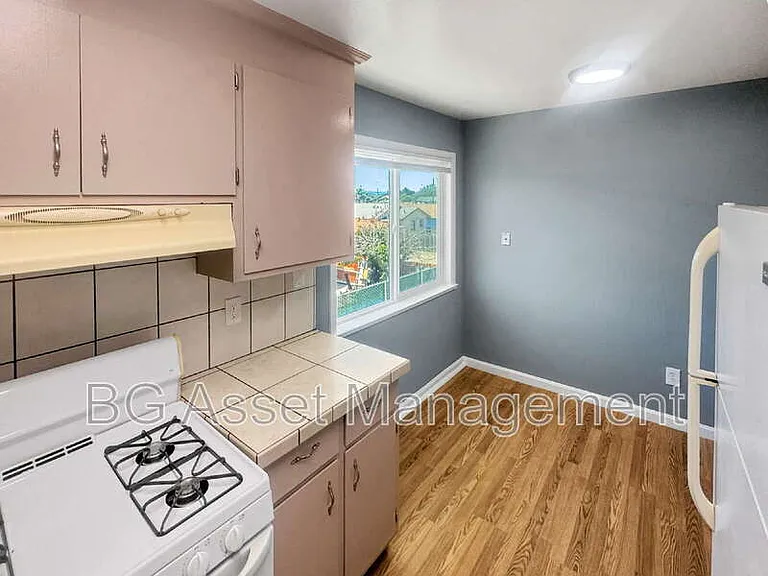 1610 Sanford Ave #3 — Photo 7