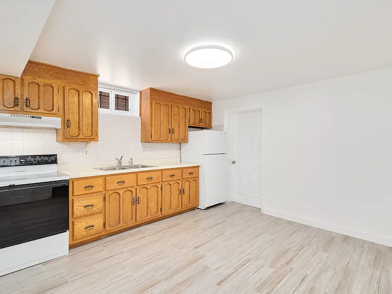 2516 Xavier St — Photo 27