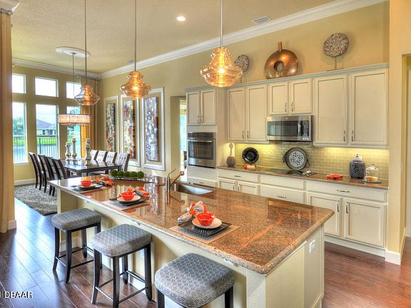 5th image of 333 Stirling Bridge Dr