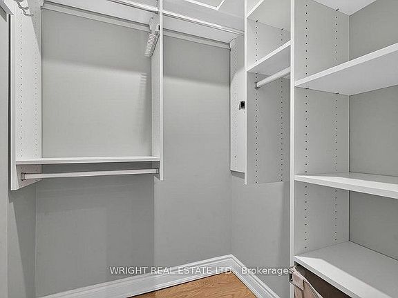 4th image of 51 Albany Ave #2
