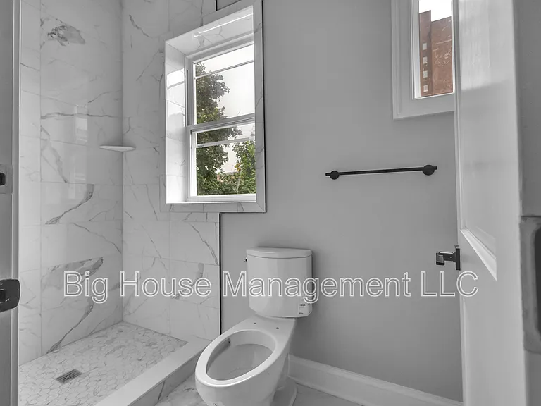 707 Druid Park Lake Dr — Photo 7