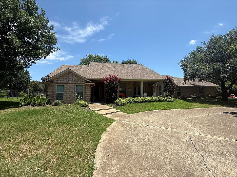 1st image of 131 Harrell Dr