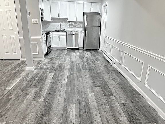 3rd image of 136 Amberly Dr Unit N