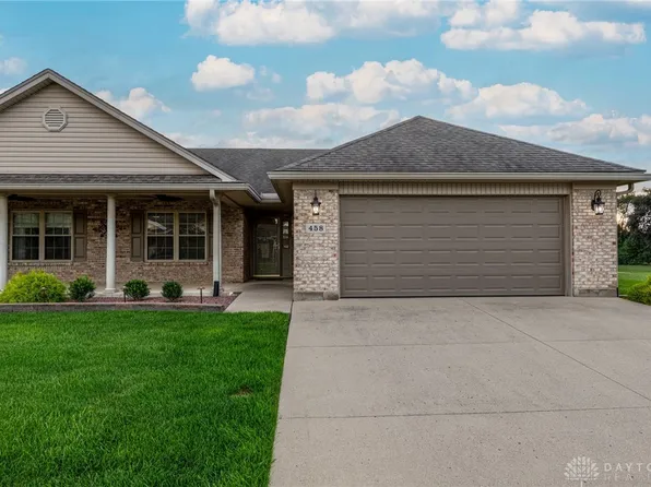 458 Jodee Dr, Xenia, OH 45385