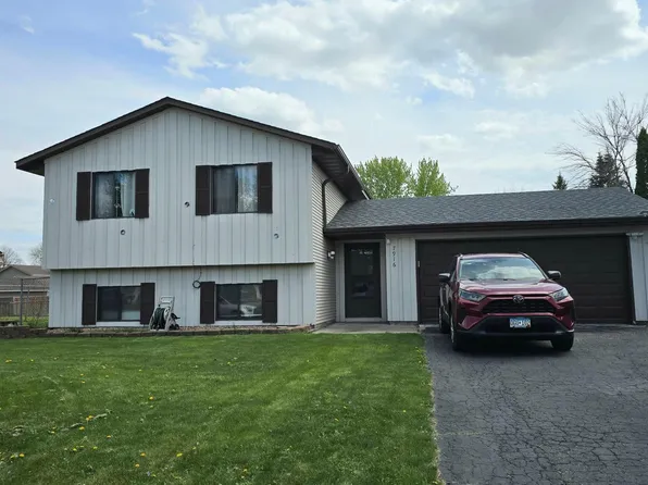7916 Hallmark Way, Apple Valley, MN 55124