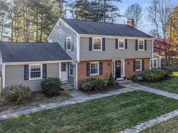 2 Joseph Reed Ln, Acton, MA 01720