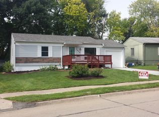 7808 Terry Dr, La Vista, NE 68128