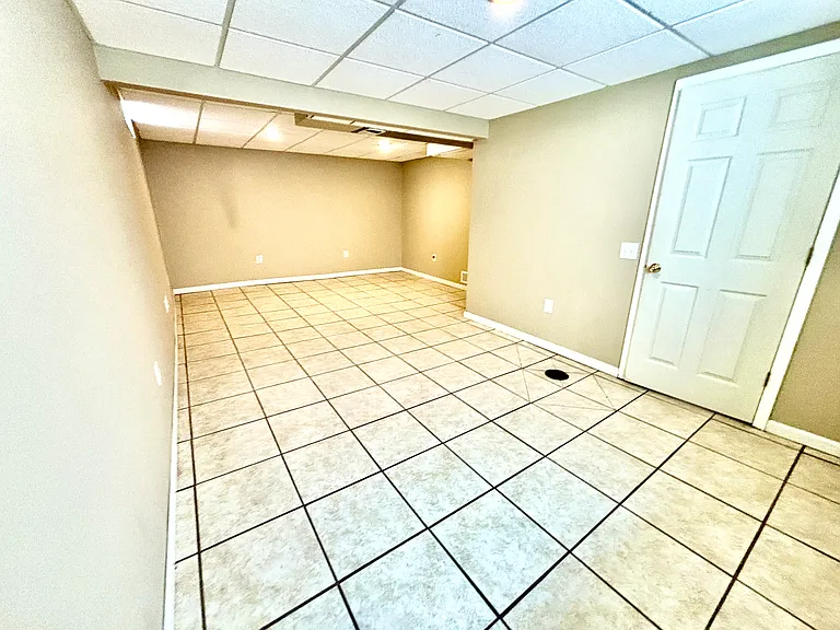 8110 Jarboe St — Photo 27