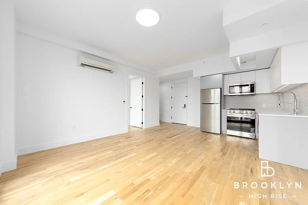 2667 Fulton Street — Photo 3