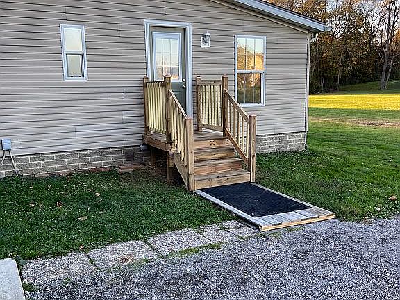 5th image of 8701 Hickcock Ave SE